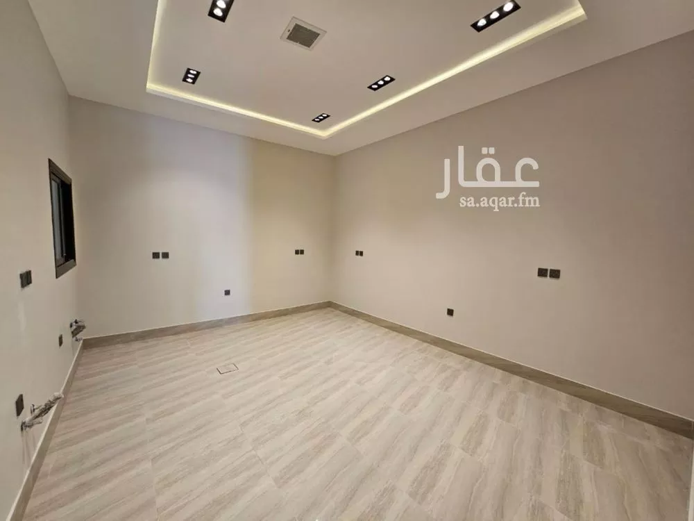 فيلا 5 غرف في الرمال 4