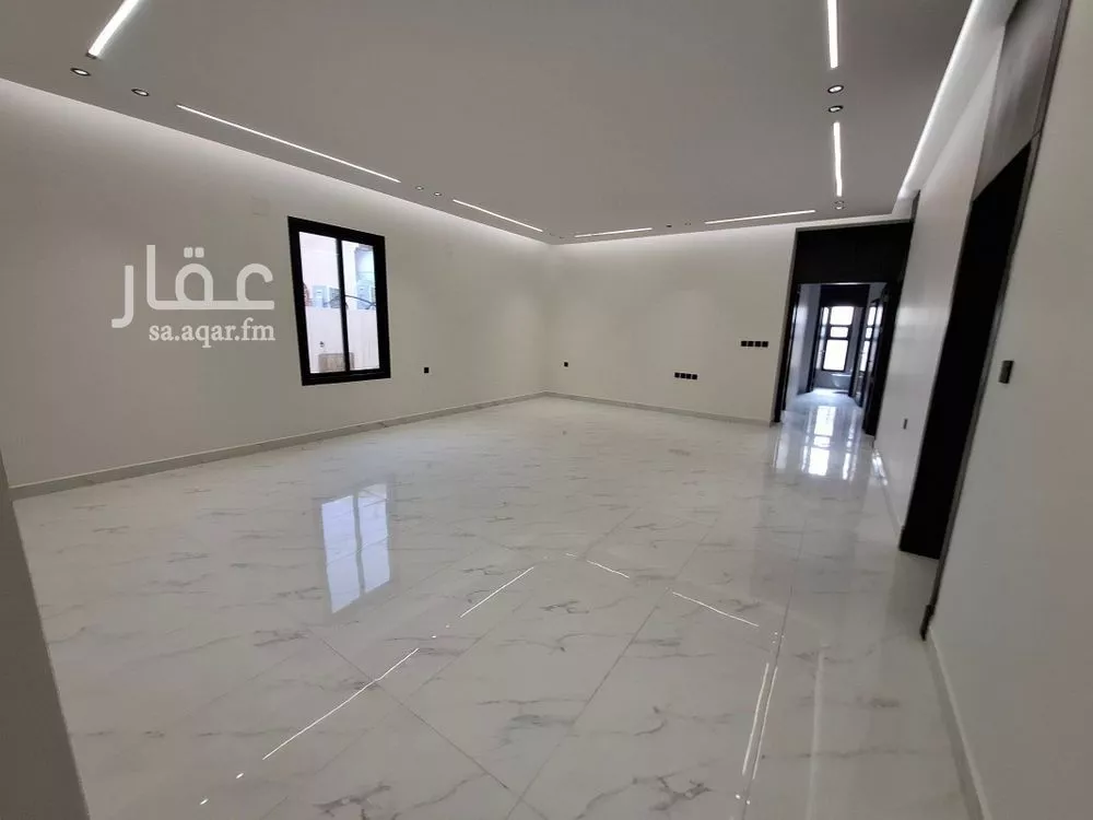 5 bedroom floor in Al Munsiyah 1