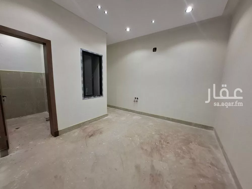 فيلا 5 غرف في الجنادرية 3