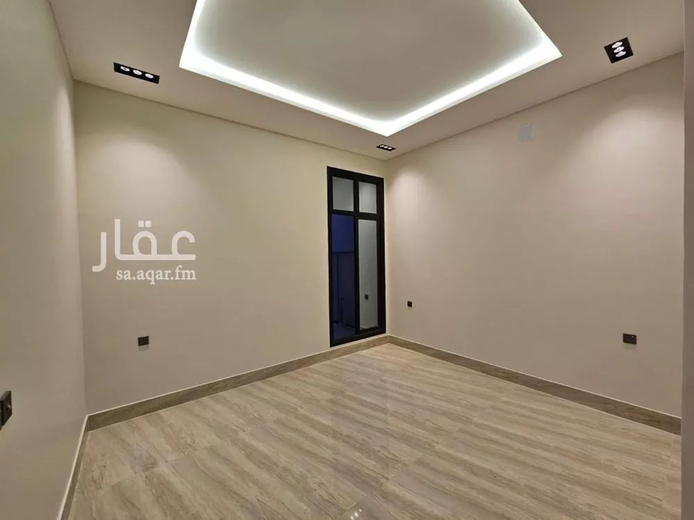 فيلا 5 غرف في الرمال 4