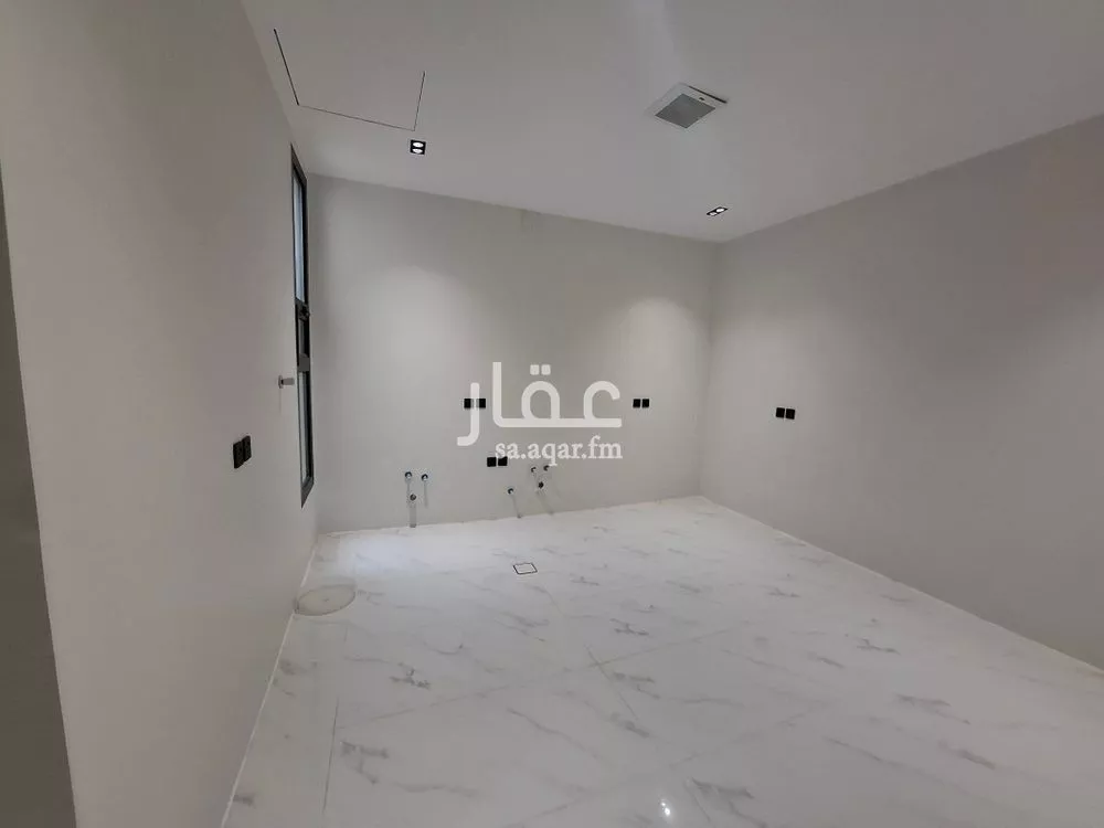 5 bedroom floor in Al Munsiyah 4