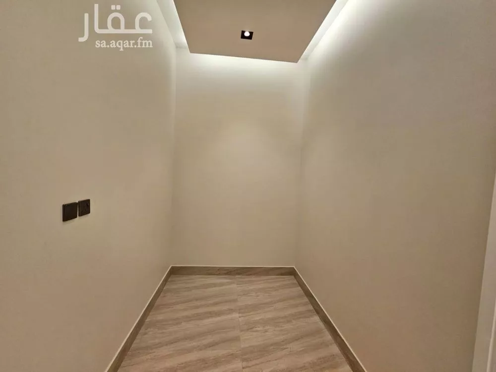 فيلا 5 غرف في الرمال 3