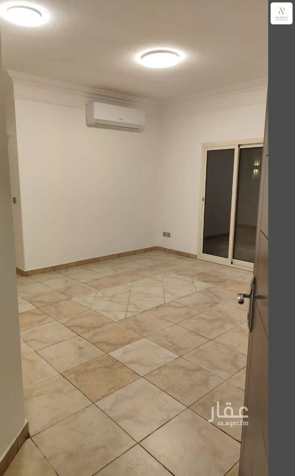 شقة 3 غرف في الملقا 4