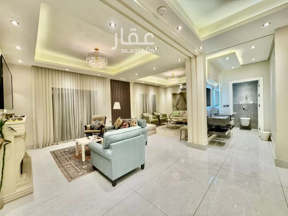 5 bedroom villa in Al Rabie, Riyadh 13