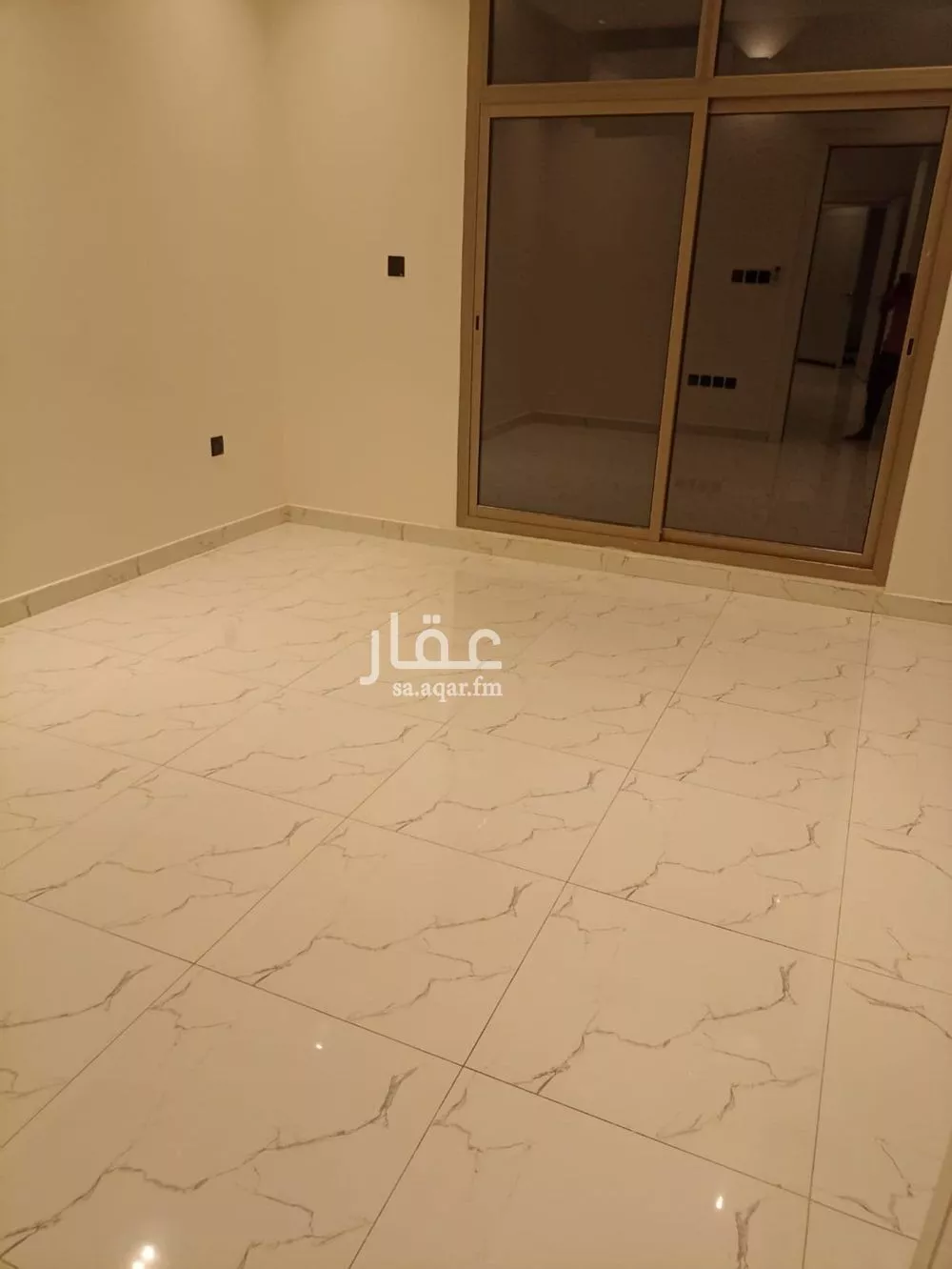 شقة 3 غرف في النرجس 5