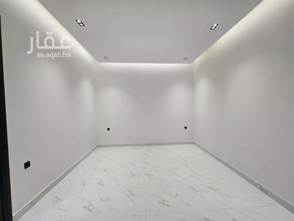 3 bedroom floor in Al Munsiyah 4