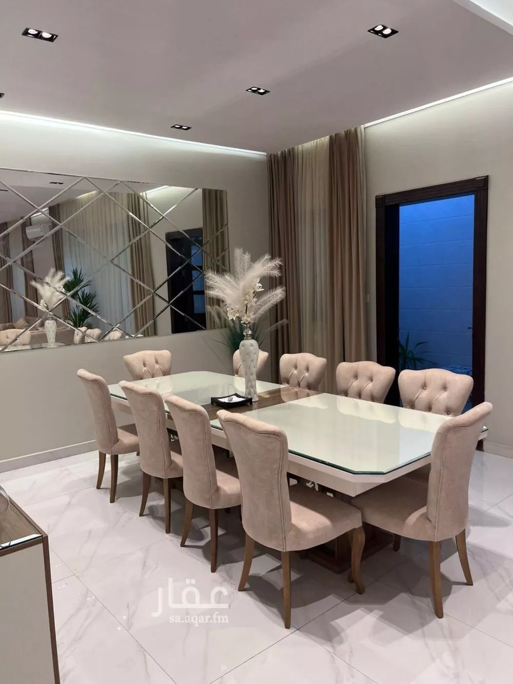 فيلا 9 غرف في المهدية 5