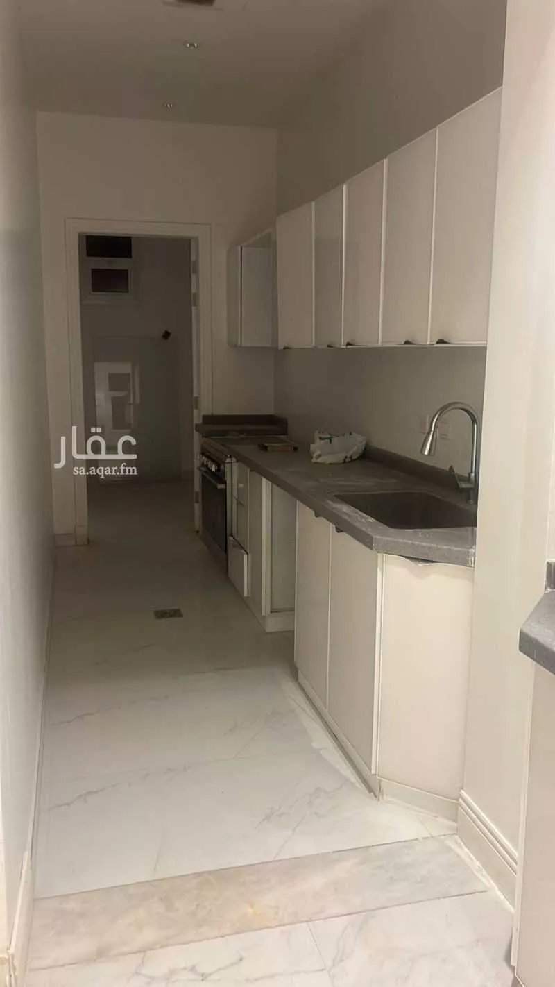 4 bedroom floor in Al Rawdah 2