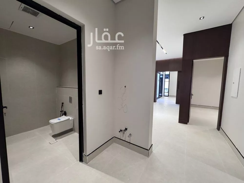 3 bedroom floor in Al Zahrah 4