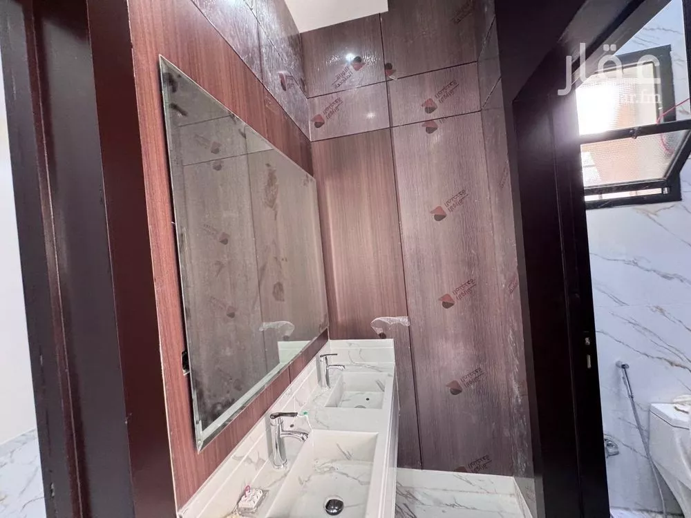 فيلا 6 غرف في العريجاء الغربية 4