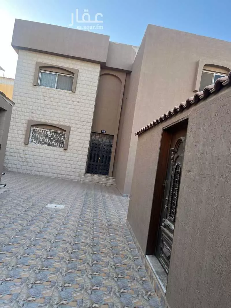 10 bedroom villa in Al Rawdah 1