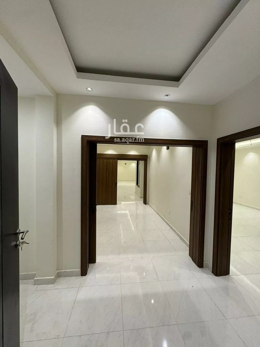 فيلا 3 غرف في الجنادرية 5