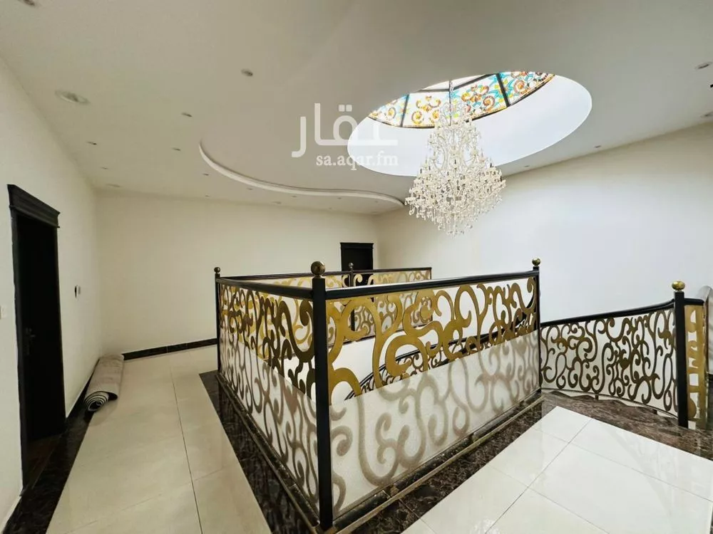 فيلا 5 غرف في الرمال 2