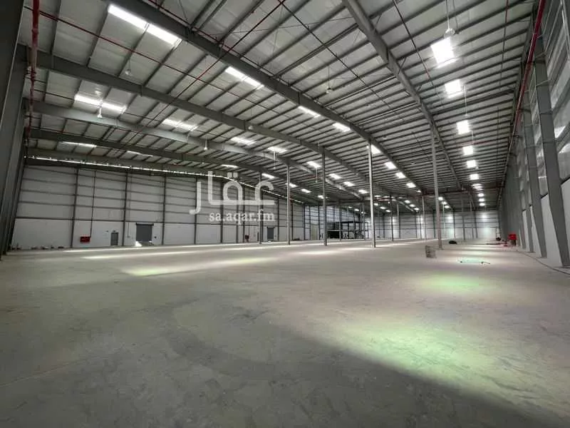 مستودع 20166 م² في طيبة 2