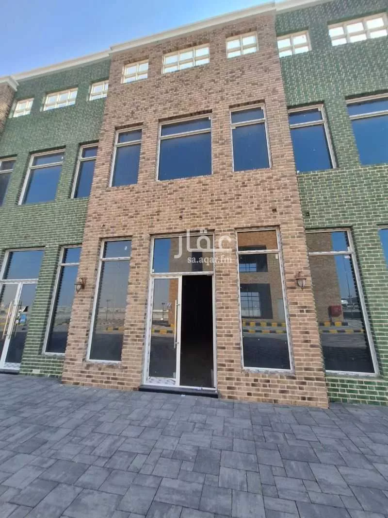 محل 150 م² في الشعلة 1