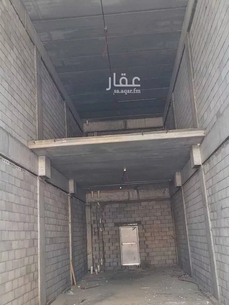 محل 150 م² في الشعلة 5