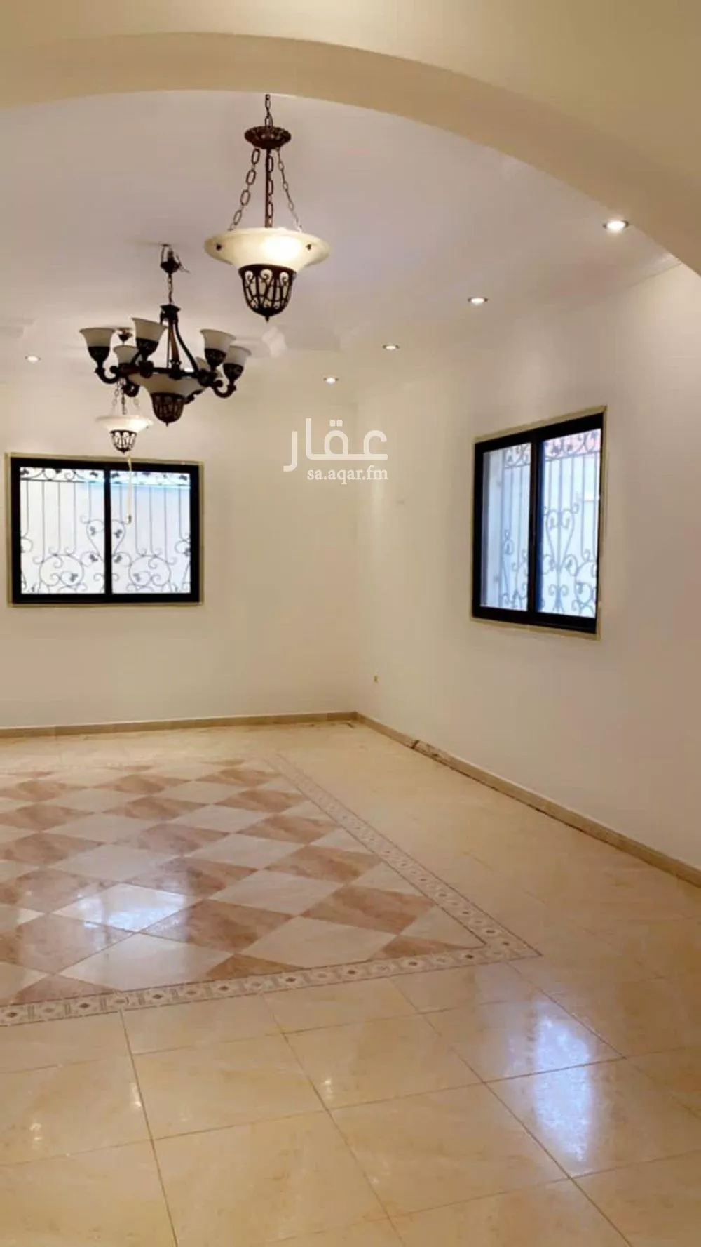 فيلا 4 غرف في المونسية 3