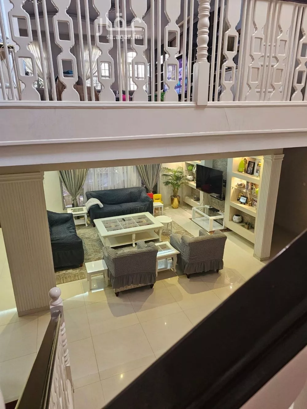 فيلا 4 غرف في الخليج 1