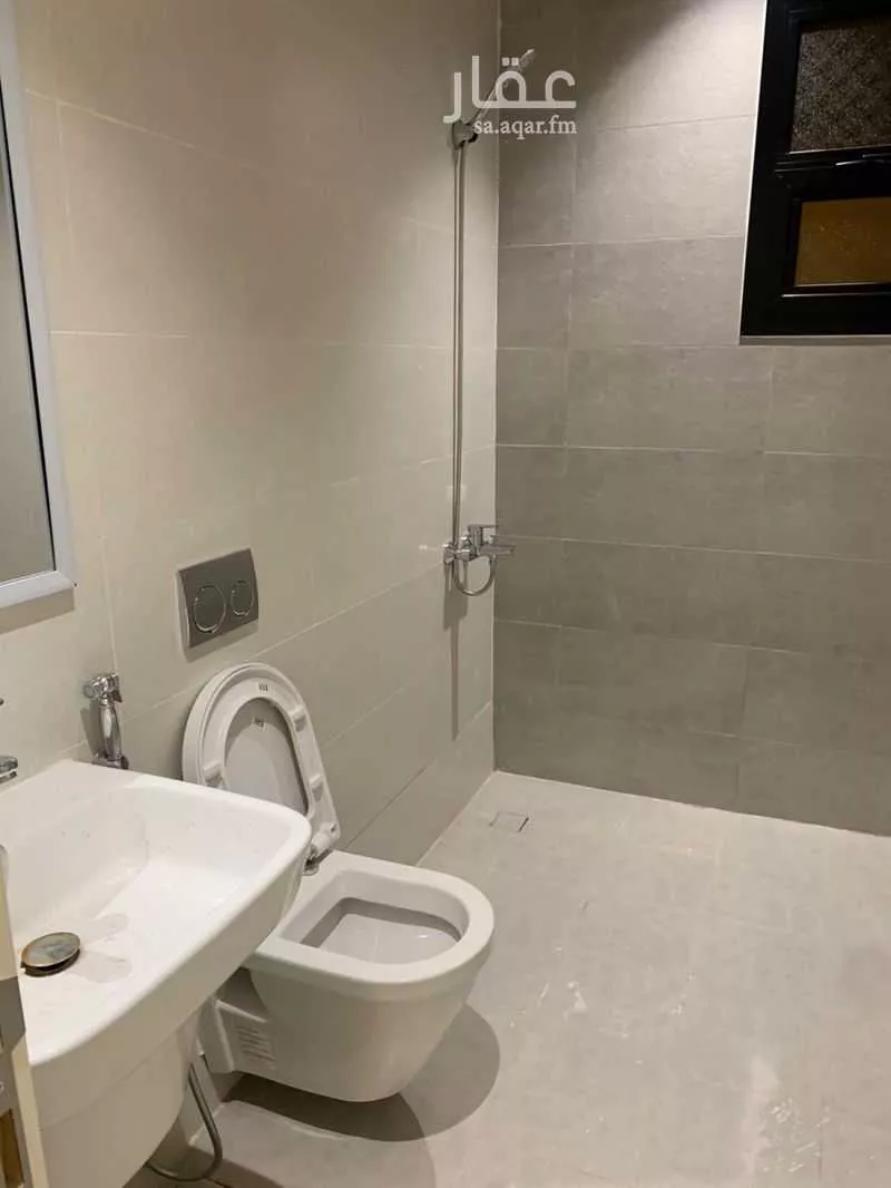 4 bedroom apartment in Al Qadisiyah 4