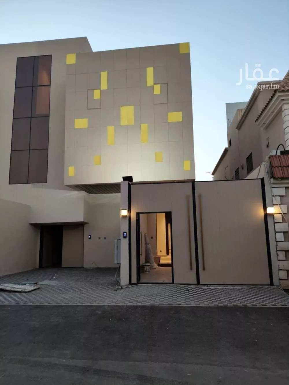 3 bedroom floor in As Suwaidi Al Gharabi 1