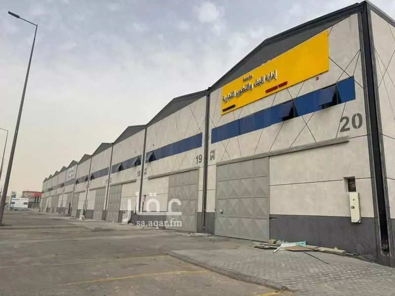 6000 sqm warehouse in Al Manakh 1