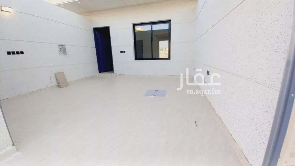 فيلا 5 غرف في عكاظ 5