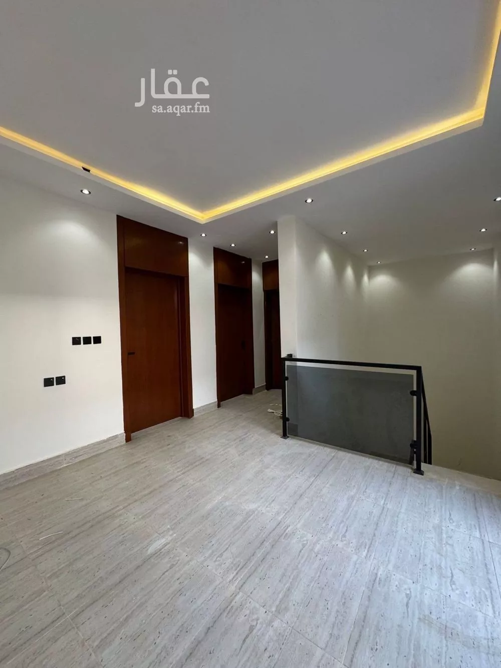 فيلا 5 غرف في طويق 4