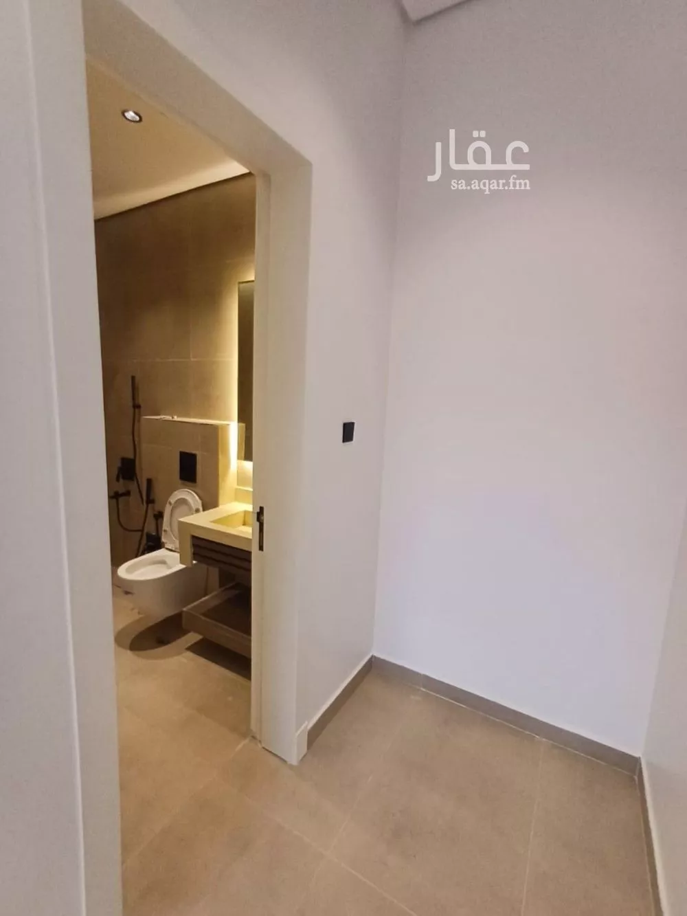 4 bedroom villa in Al Hazm, Riyadh 5