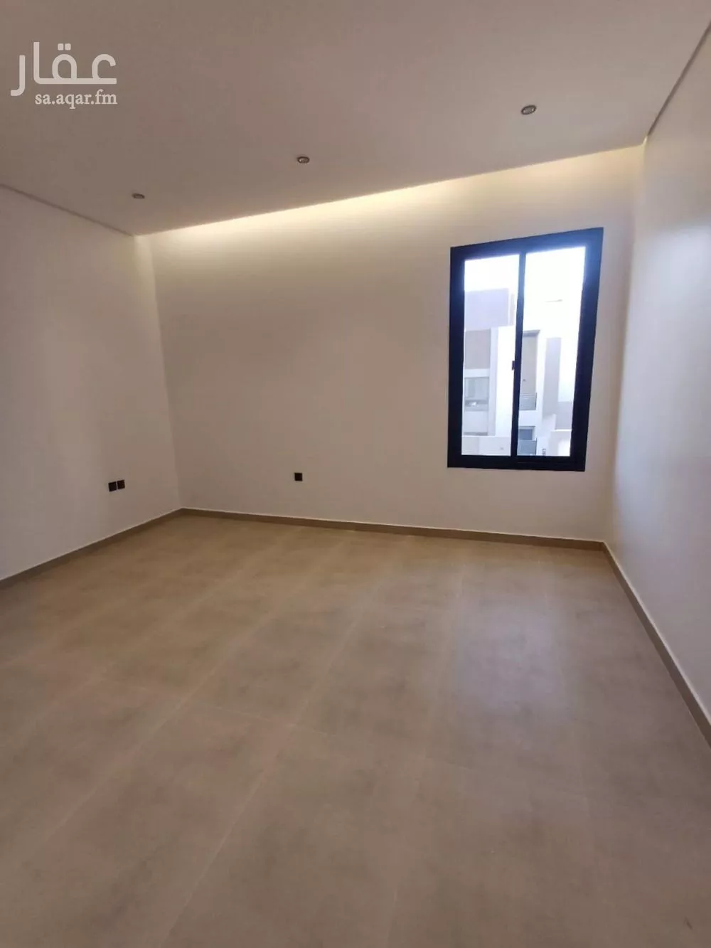 فيلا 5 غرف في الحزم 4