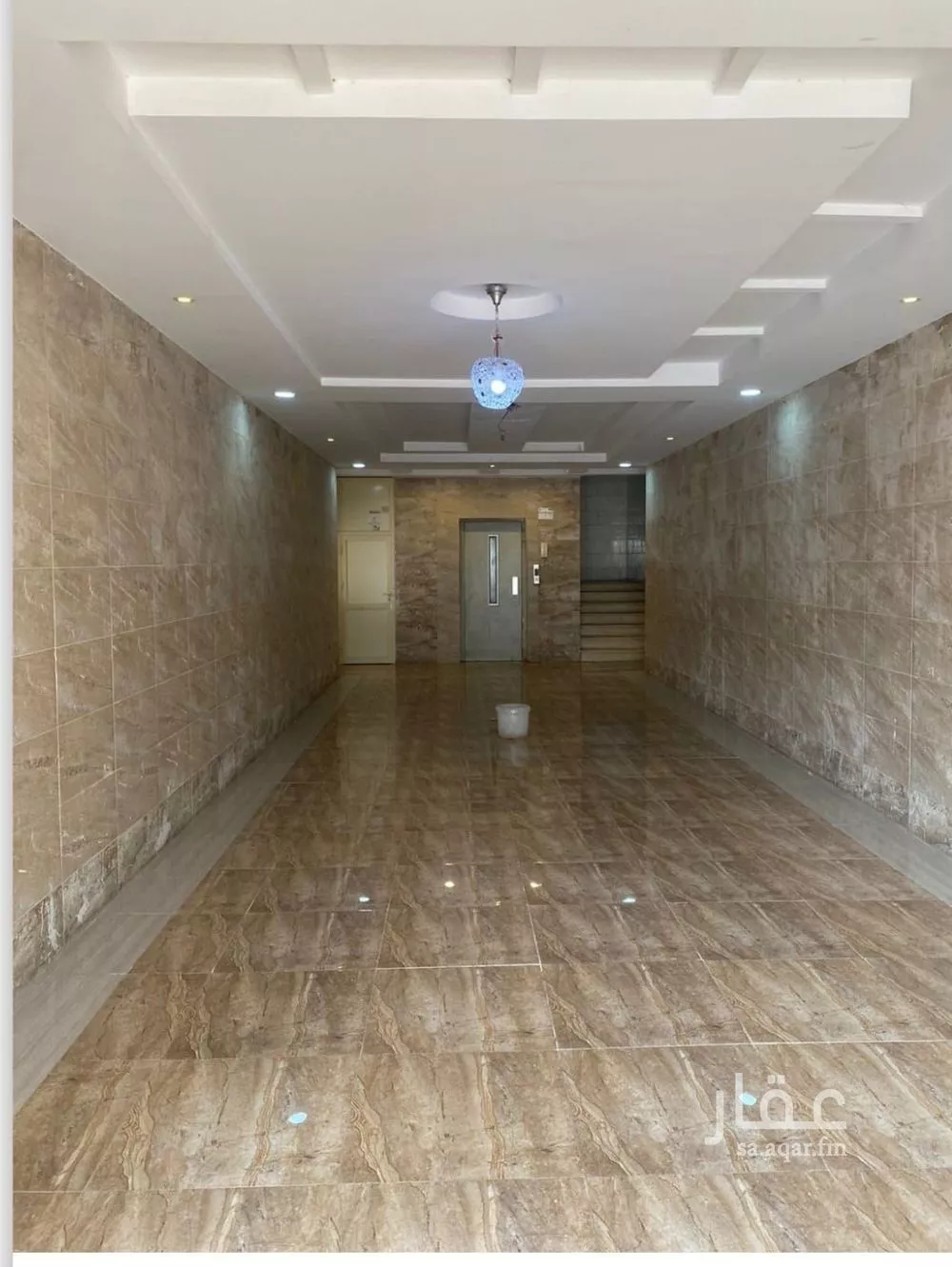 عمارة 717 م² في الريان 3