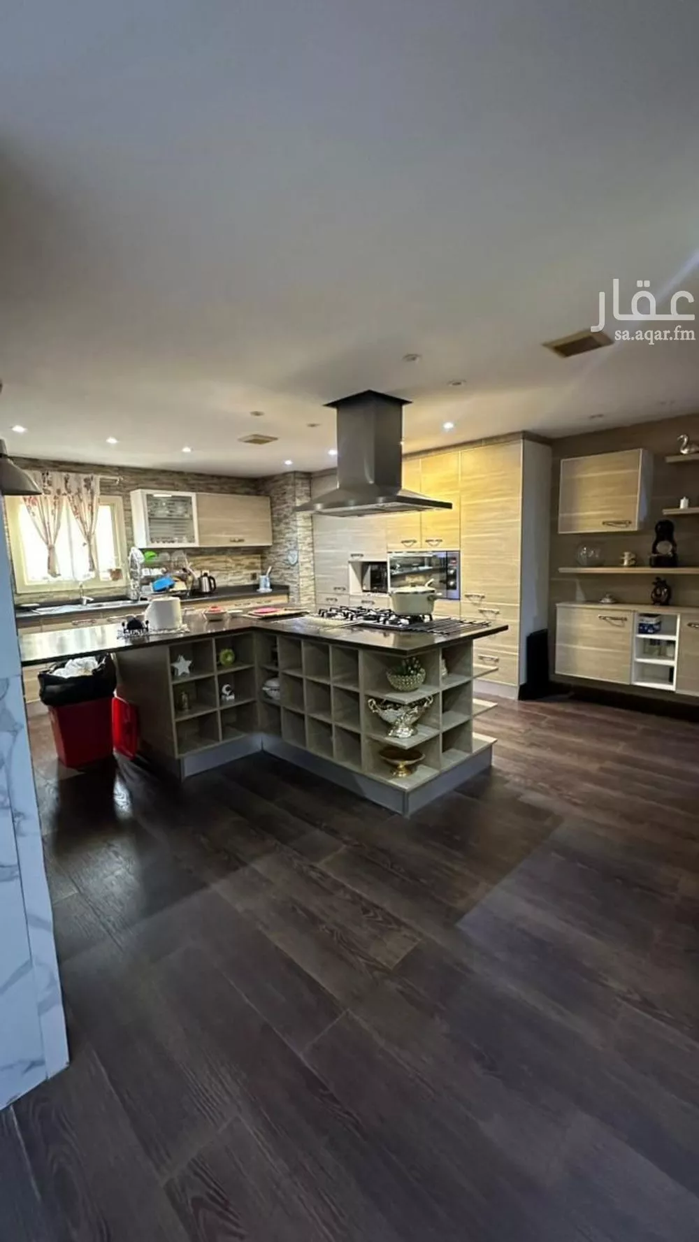 8 bedroom villa in Bani Malik, Jeddah 4