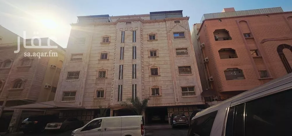 شقة 5 غرف في النسيم 1