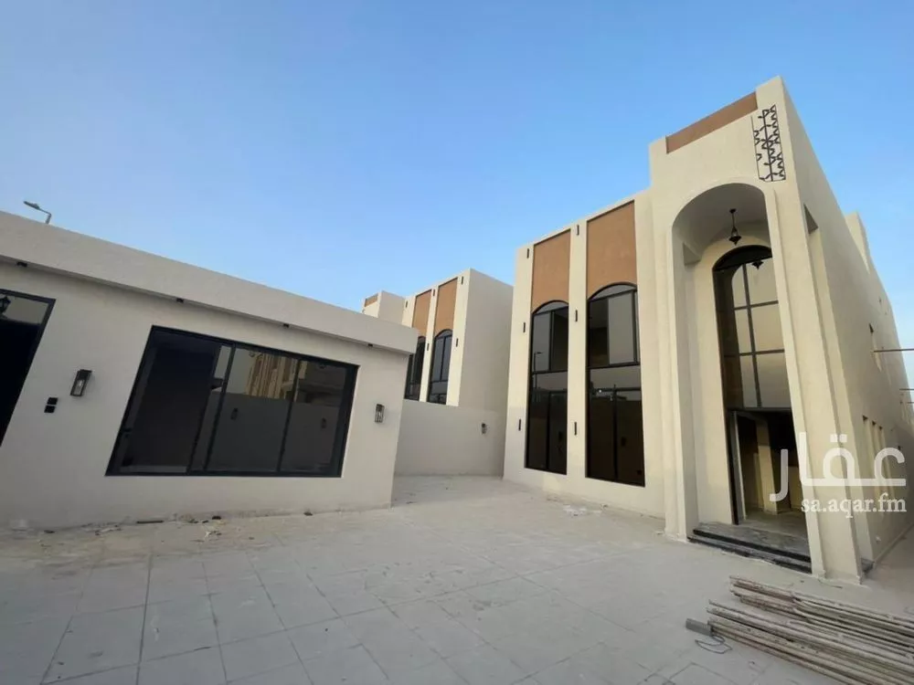 6 bedroom villa in Al Lulu 2