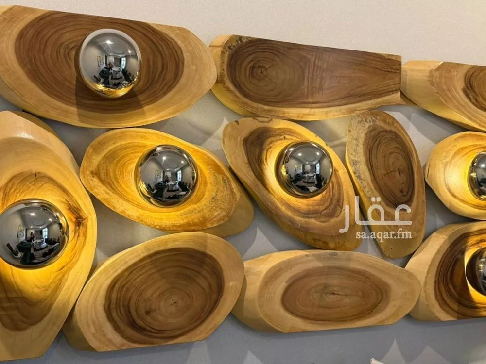 فيلا 4 غرف في عرقة 2