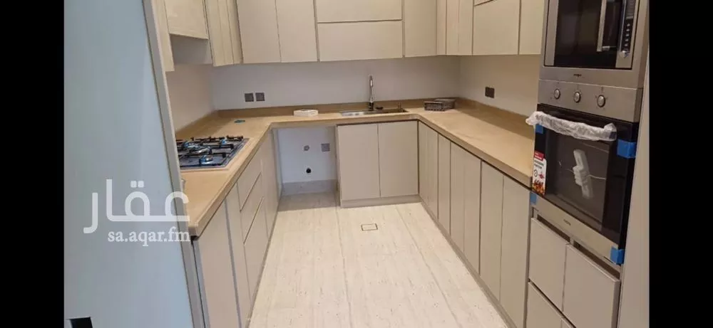 شقة 3 غرف في الملقا 3