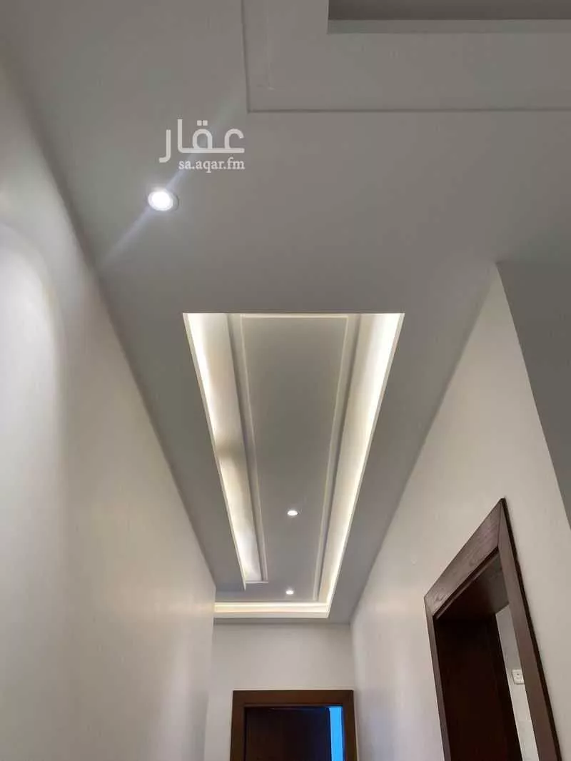 شقة 4 غرف في الواحة 5