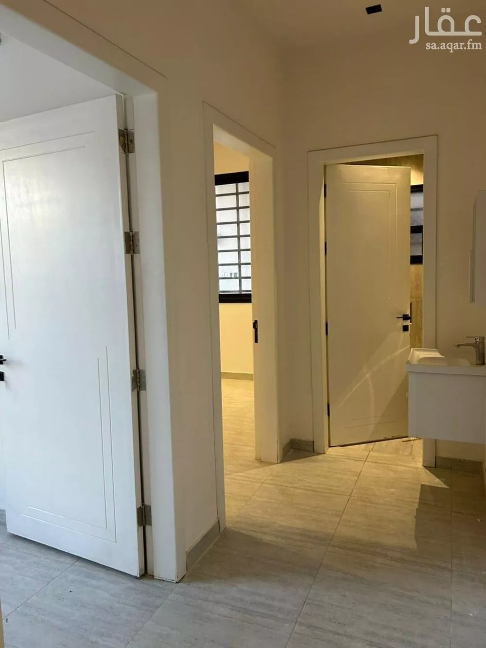 3 bedroom apartment in Al Yarmouk 3