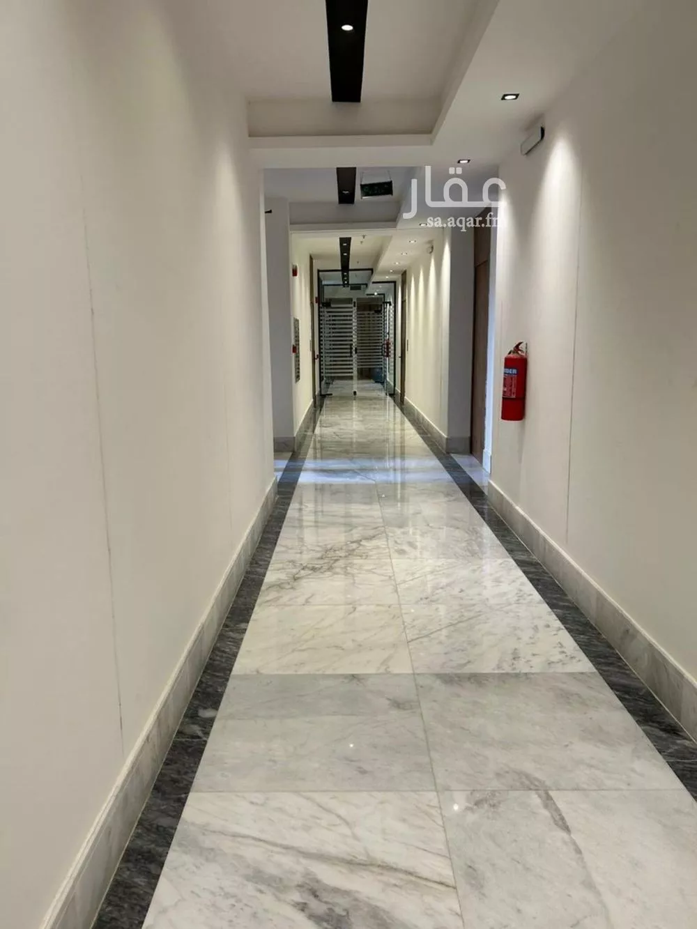 3 bedroom apartment in Al Yarmouk 4