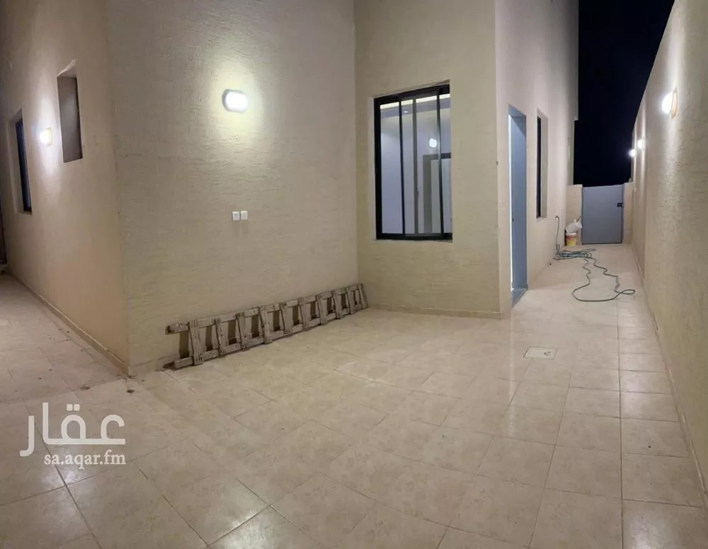 4 bedroom villa in Dhahrat Laban, Riyadh 8