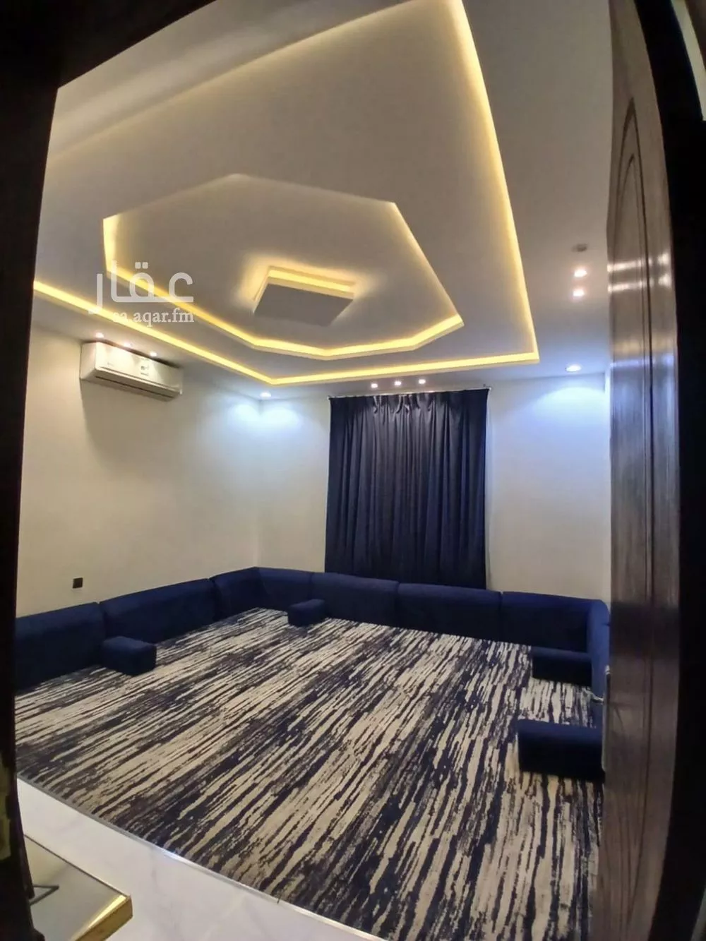 فيلا 4 غرف في الرمال 4