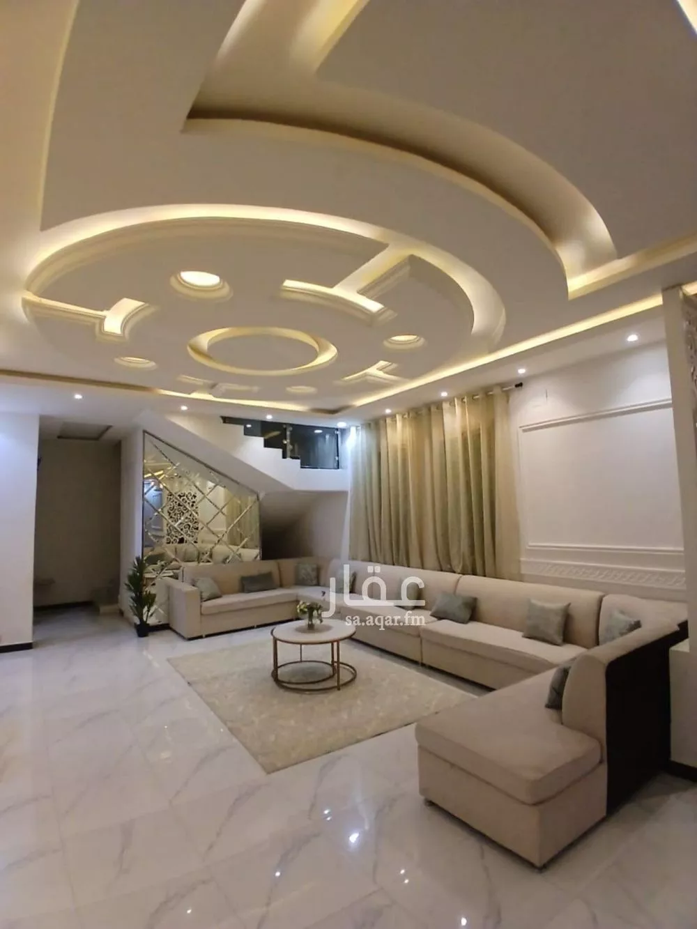 فيلا 4 غرف في الرمال 5