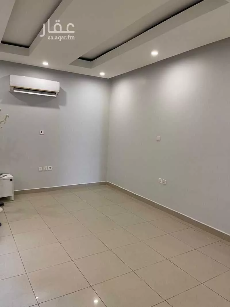 فيلا 5 غرف في طيبة 3