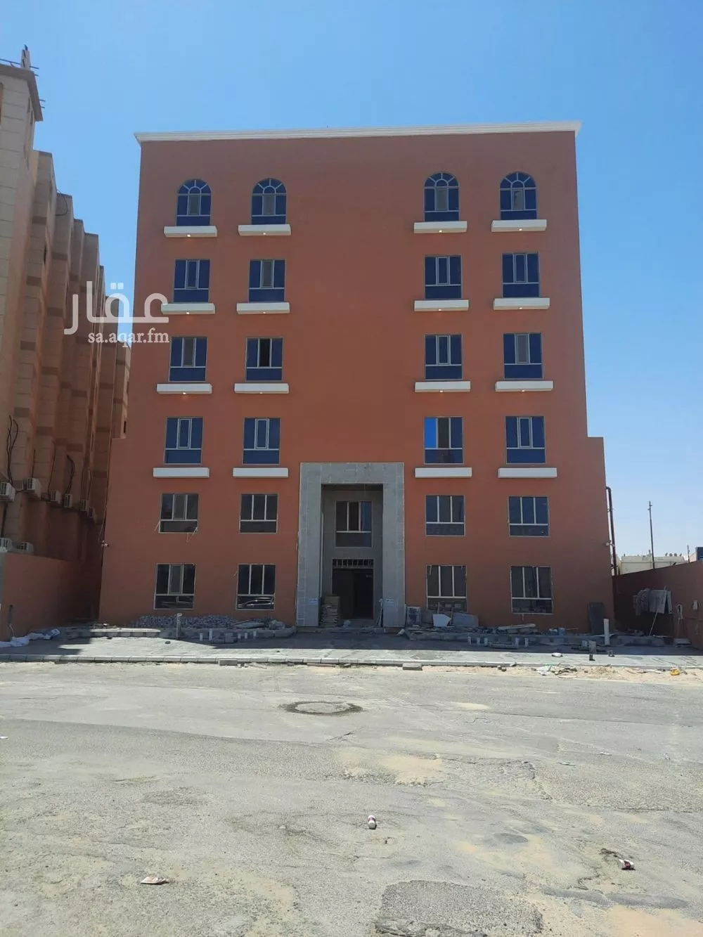 1962 sqm building in East Beach 2