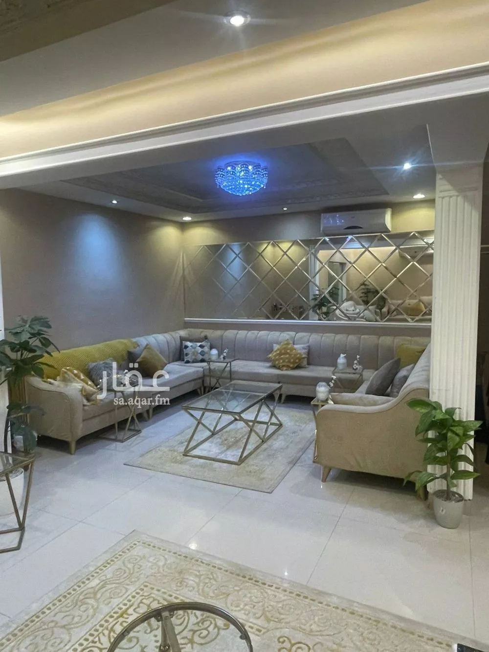 فيلا 5 غرف في الياسمين 1