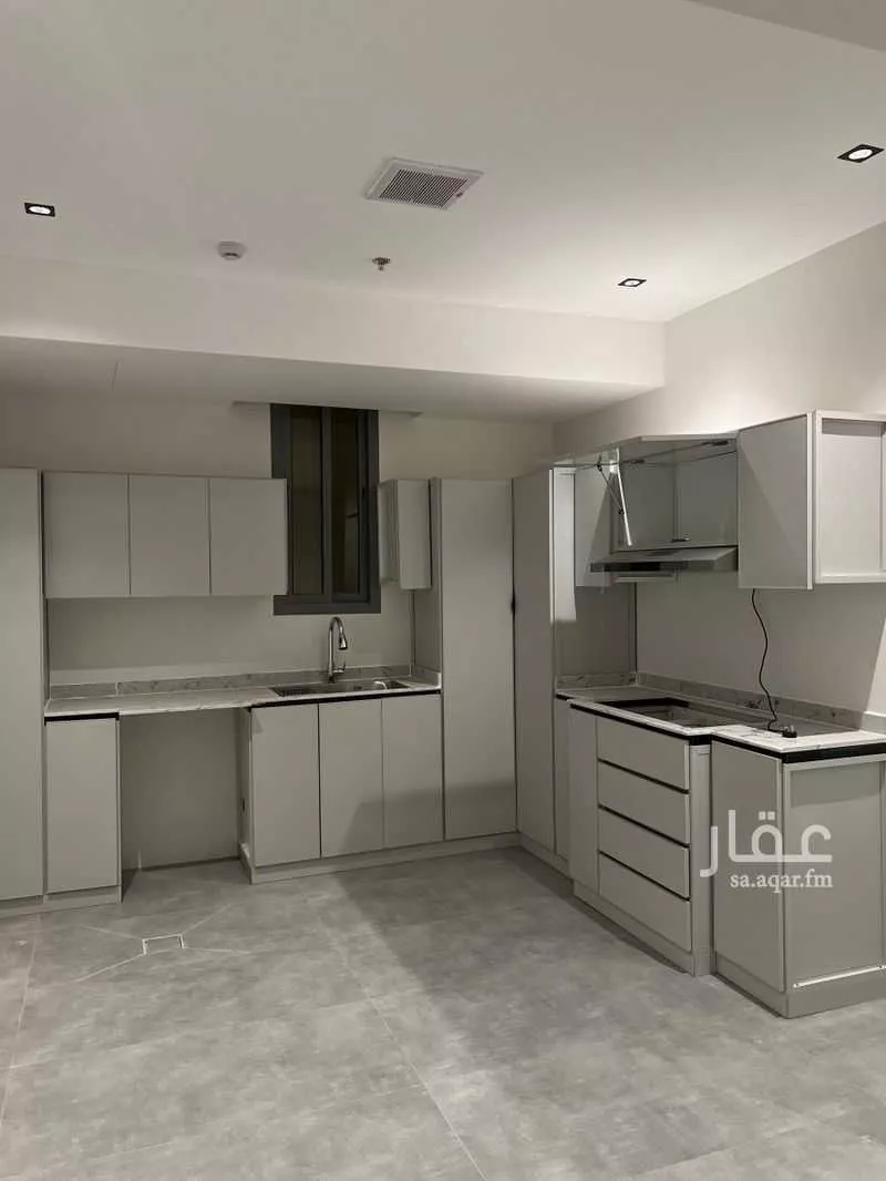 شقة 3 غرف في الرمال 2