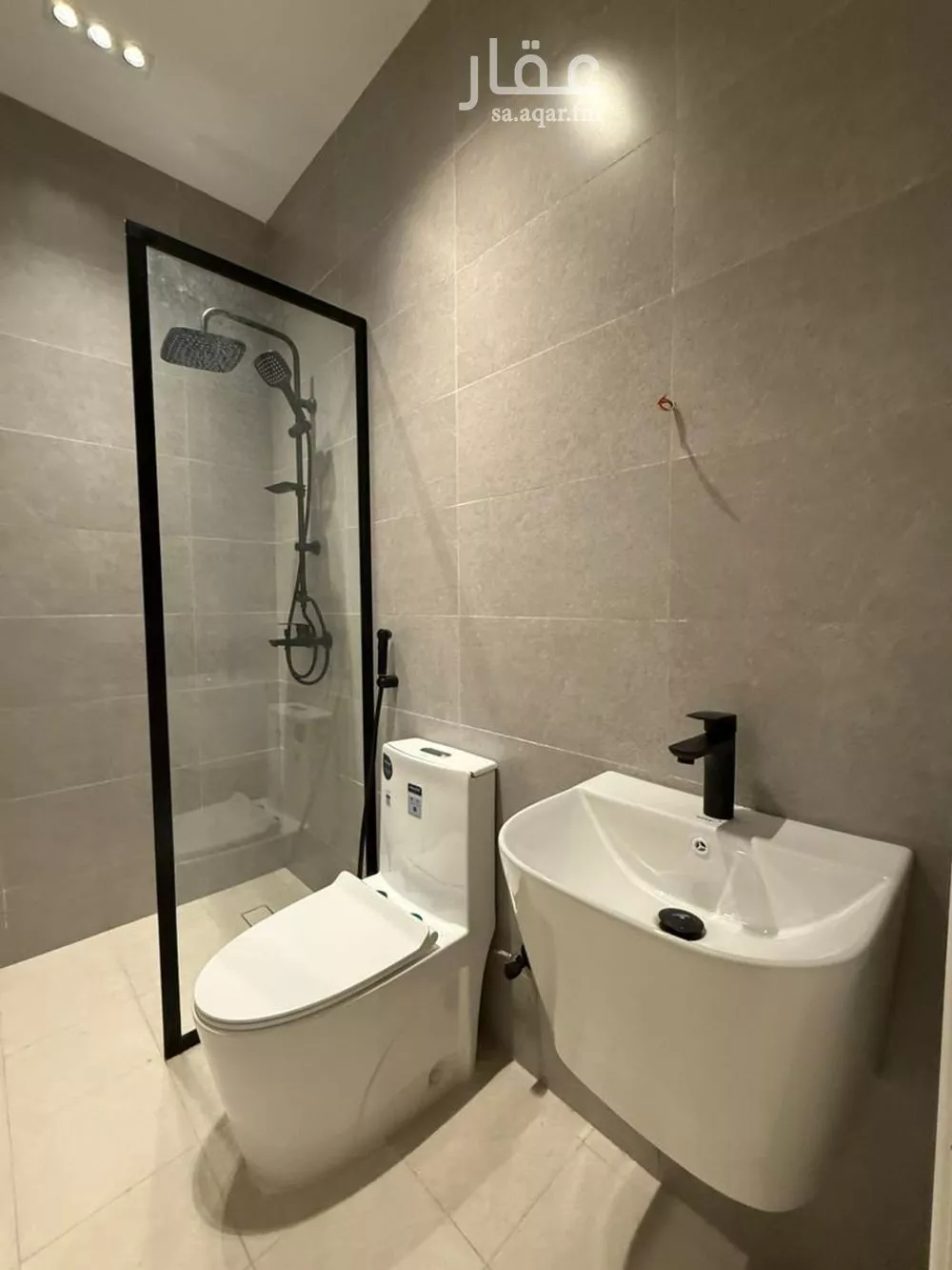 4 bedroom apartment in Al Salamah, Jeddah 10