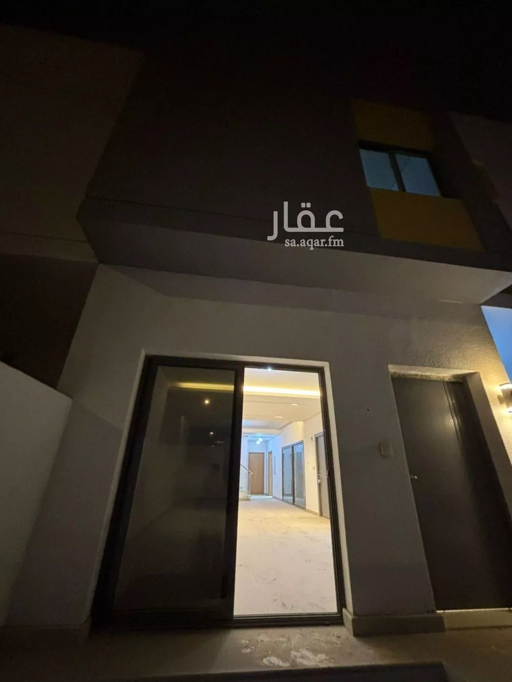 فيلا 4 غرف في العارض 4