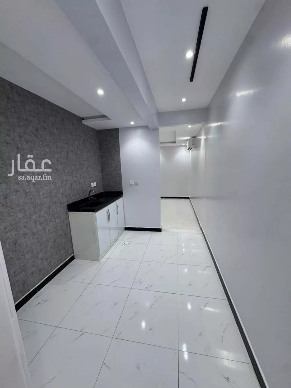 شقة 1 غرف في المروج 4