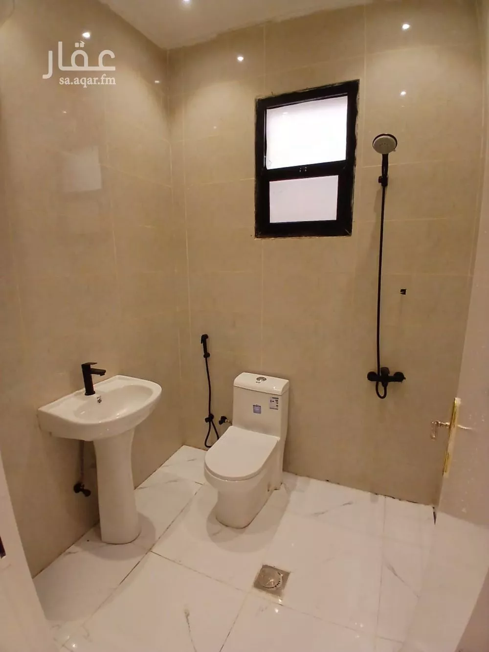 1 bedroom apartment in Ishbiliyah 3