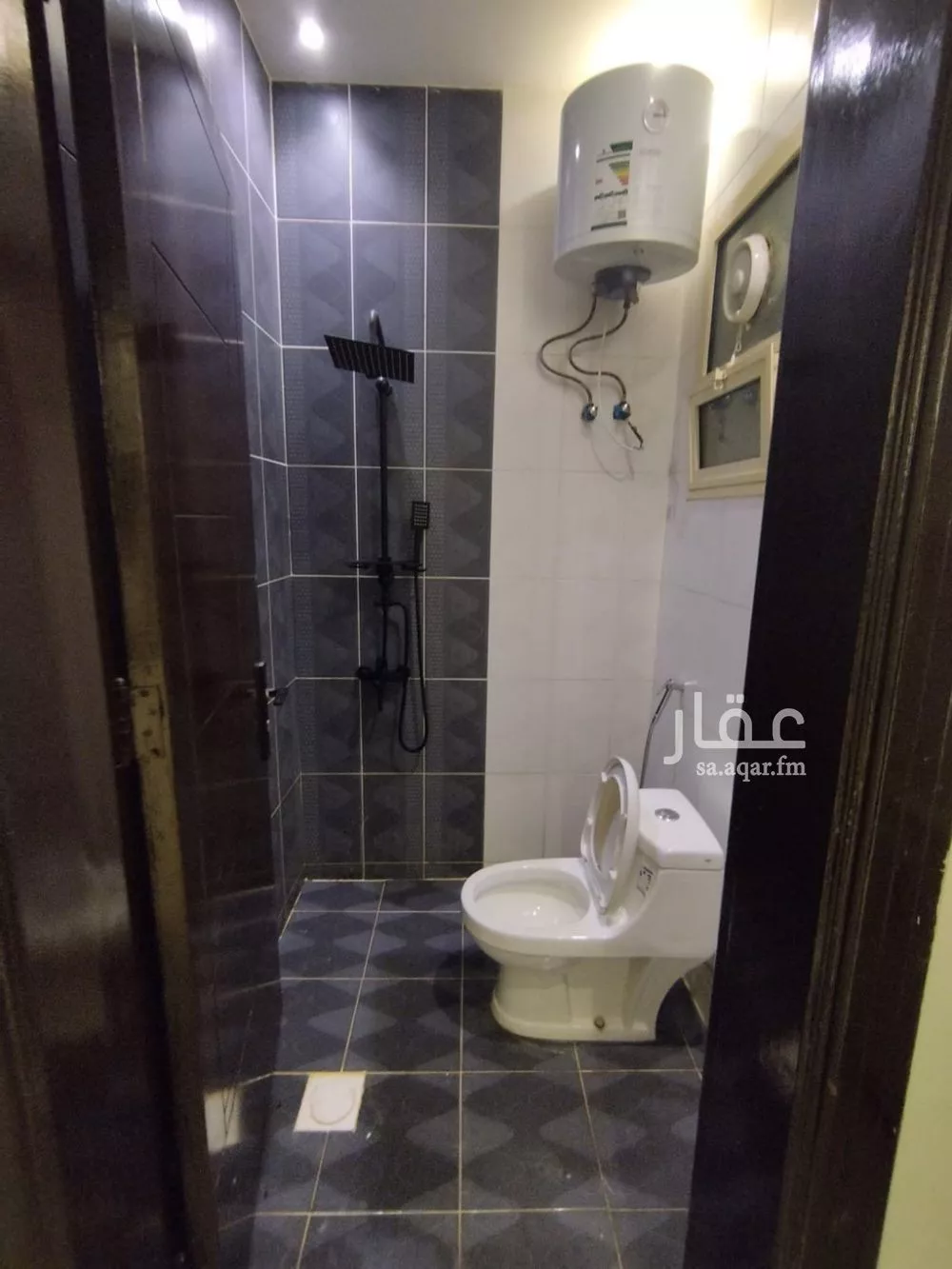 شقة 1 غرف في الملقا 2